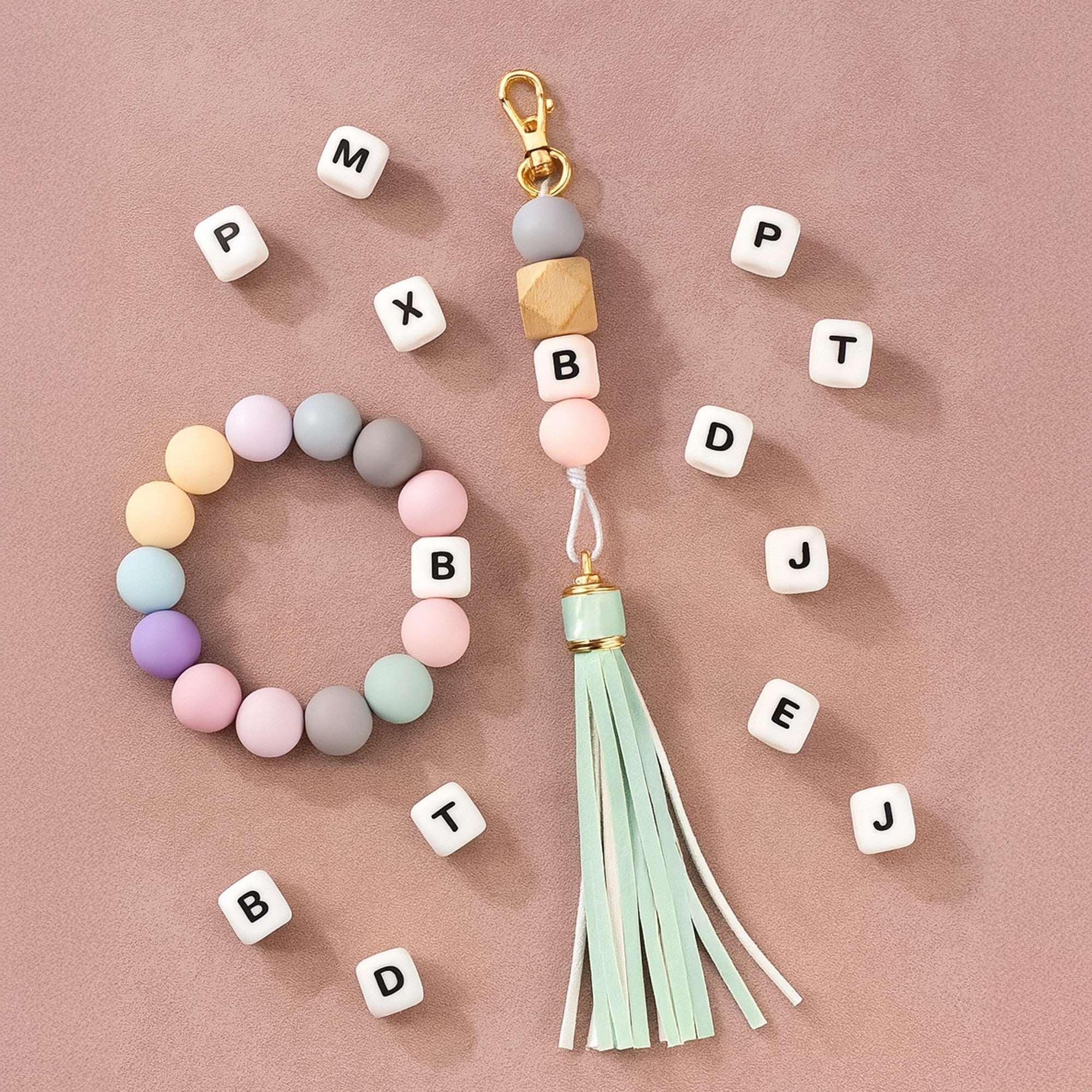 portachiavi con perle in silicone lettere personalizzabili