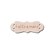 Etichette in Ecopelle “Fatto a Mano” Rosa Chiaro – 10 o 210 Pezzi